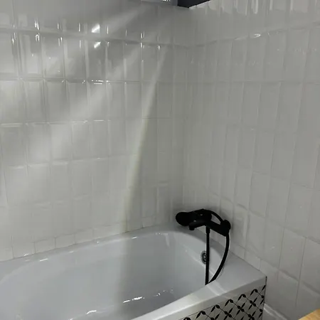 Apartment Avra
